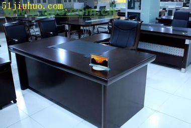 龍華觀瀾二手辦公用品回收指南 屏風、辦公沙發、空調、電腦等一站式服務